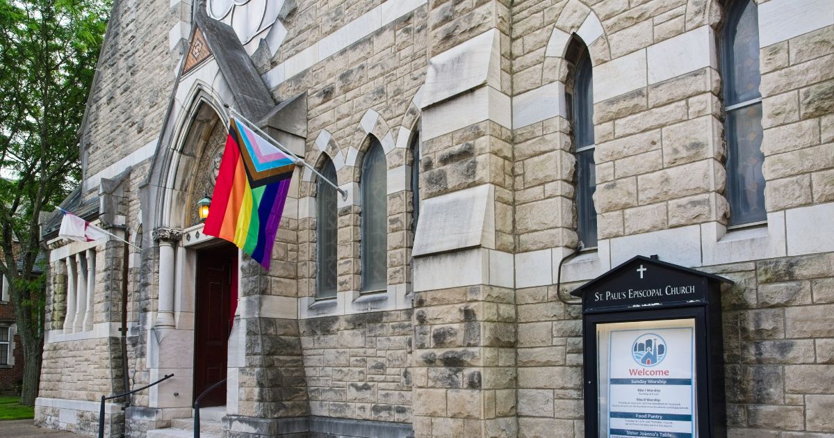 Church Politicizes Birth of Christ With Anti-Trump Art Installation